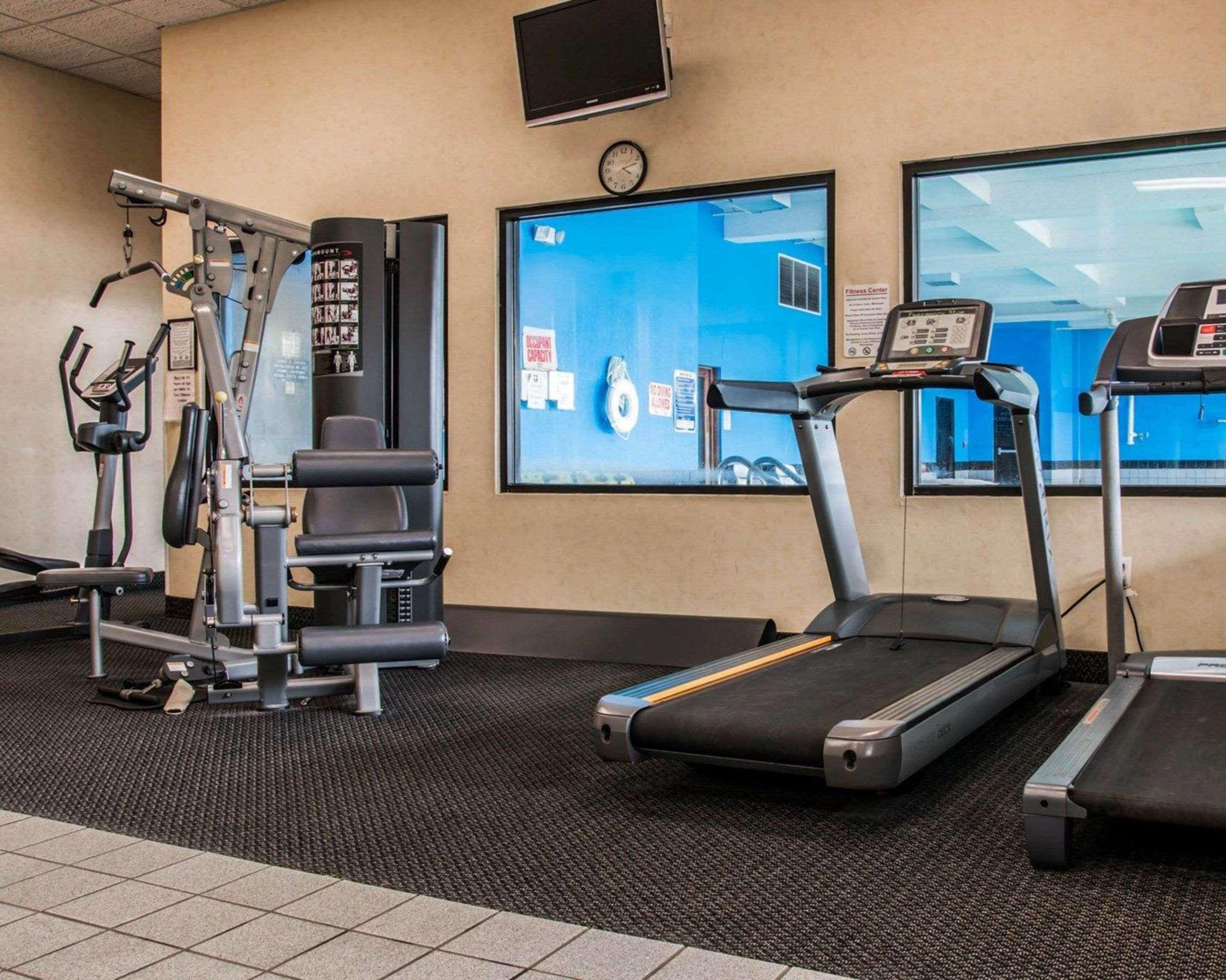 American Inn & Suites Waterford Εξωτερικό φωτογραφία