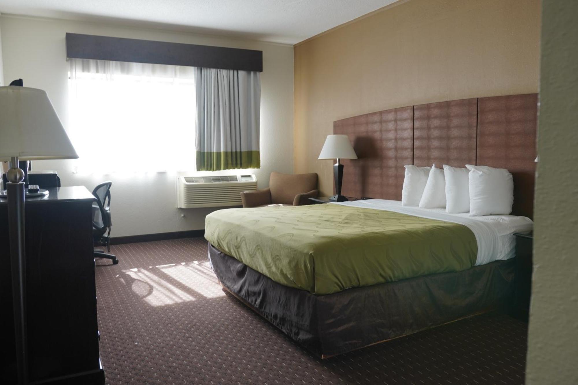 American Inn & Suites Waterford Δωμάτιο φωτογραφία