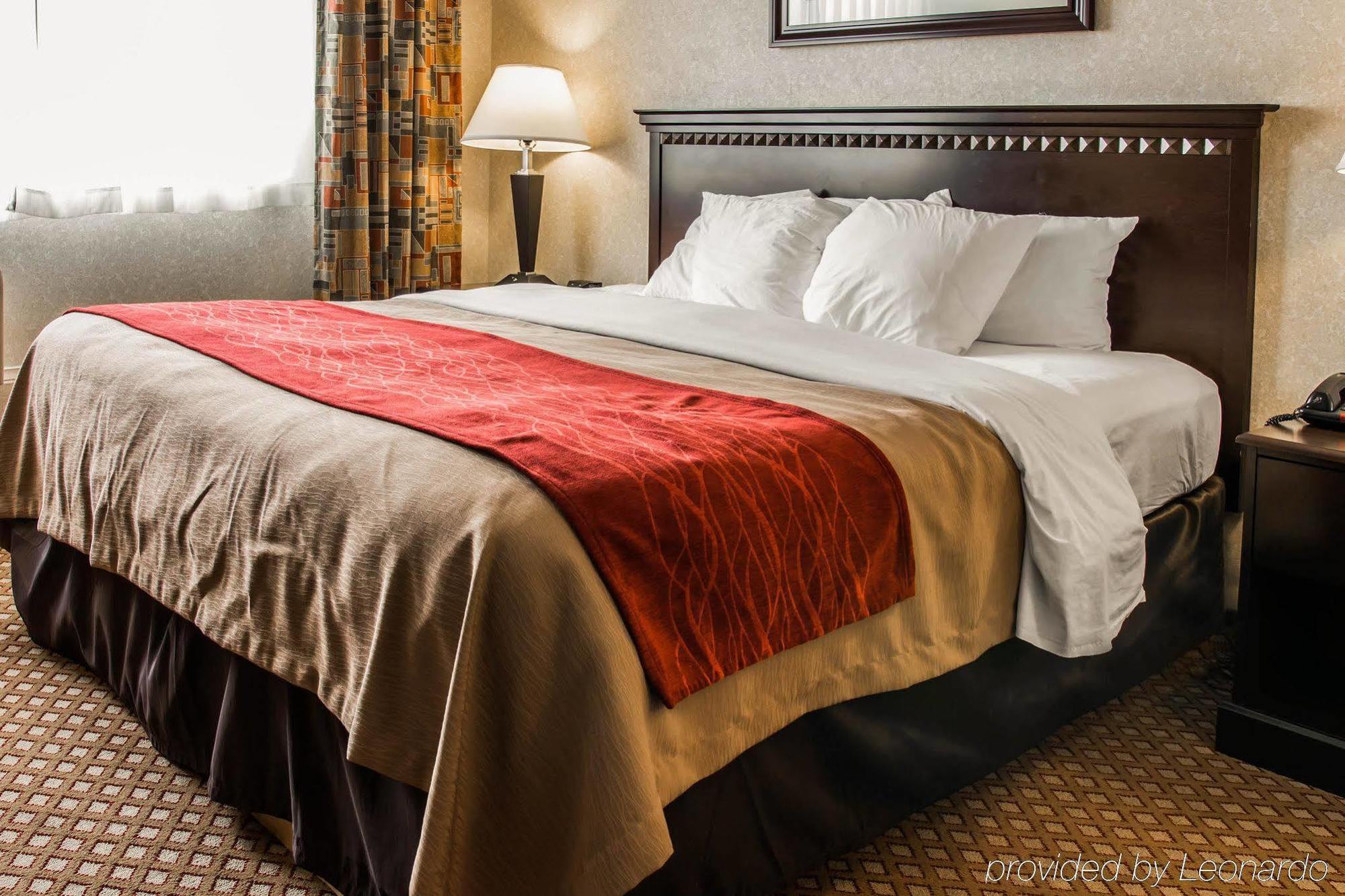 American Inn & Suites Waterford Εξωτερικό φωτογραφία