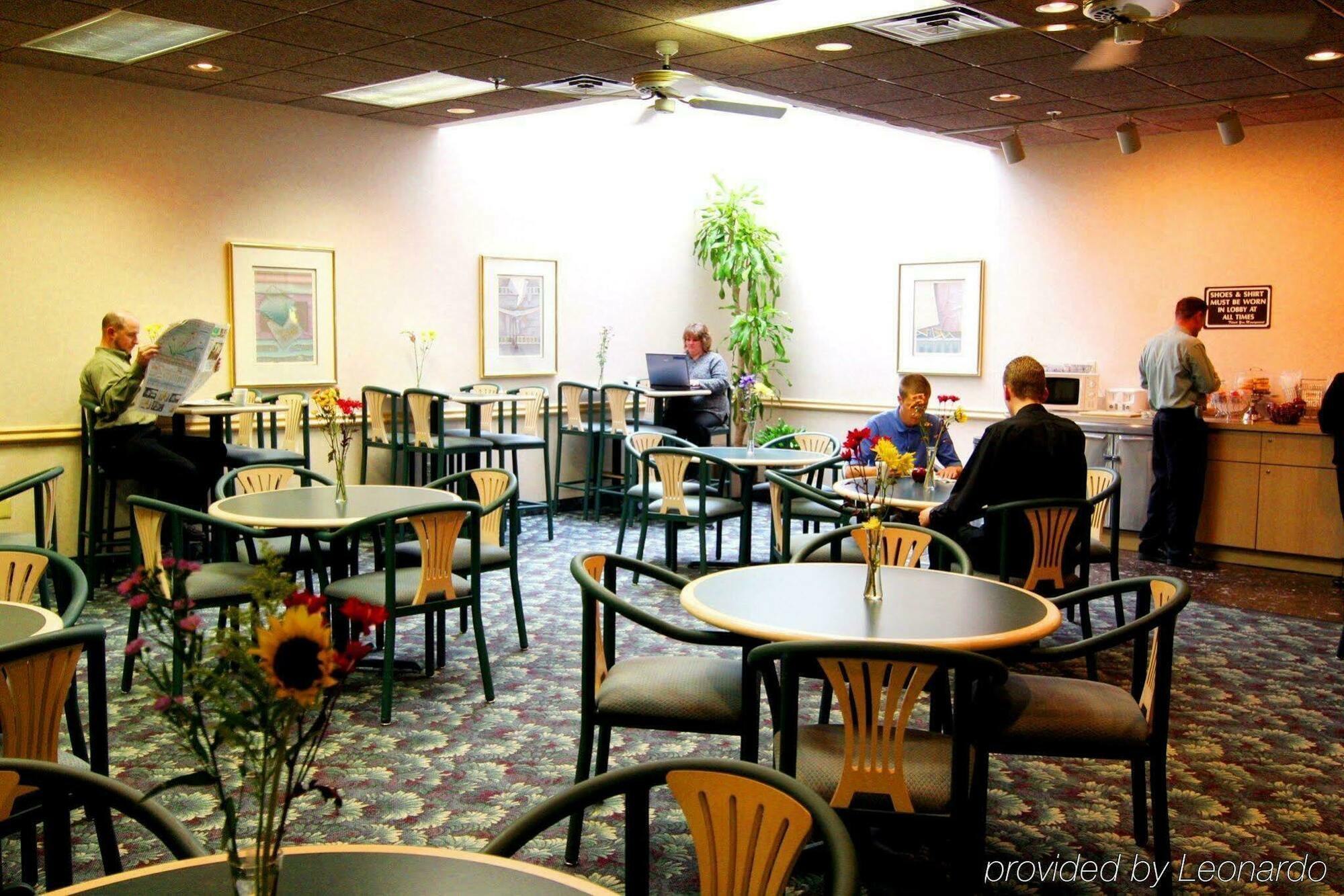 American Inn & Suites Waterford Εξωτερικό φωτογραφία